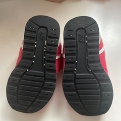 ニューバランススニーカーの画像