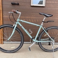 ※引渡し決まりました　クロスバイク　自転車　7段変速ギア　700×28c 新品ワイヤーキーライト付き