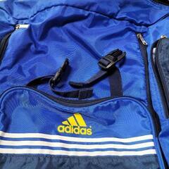 adidas　ジュニア　林間学校用　リュック　ブルーの画像
