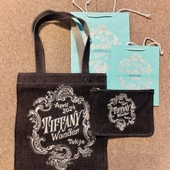 ティファニー ワンダー展 限定 デニムバッグとポーチ