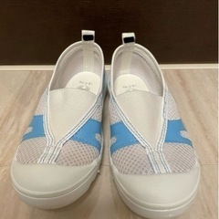 極美品✨18cm   上履き　シューズの画像