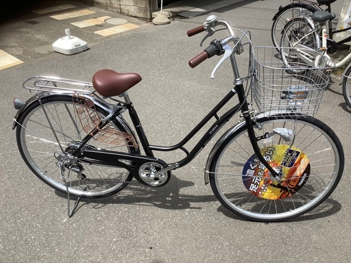 新車　クルヴァ・マッドブラック