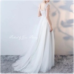 ウェディングドレスの画像