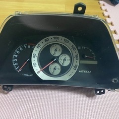 アルテッツァ　スピードメーターとカバー