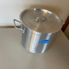 未使用品　　寸胴鍋　蓋付き　１５Lの画像