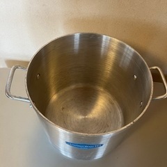 未使用品　　寸胴鍋　蓋付き　１５Lの画像