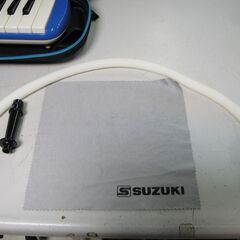 開店セール中につき、通常特価2,178円より半額の1,089円!　【⑩】SUZUKI（スズキ）鍵盤ハーモニカ　メロディオン（MELODION)　アルト　の画像
