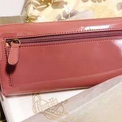 【新品未使用】ヴィヴィアンウエストウッド 三つ折 長財布の画像