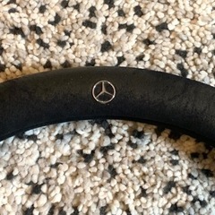 メルセデスベンツ　Eクラス　ステアリングカバー
の画像