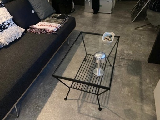 unico ウニコ ガラステーブル