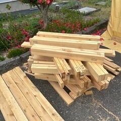 廃材、木材