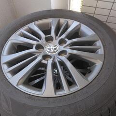 車のパーツ タイヤ、ホイール