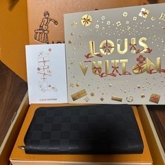 LOUIS VUITTON ジッピーウォレットベルティカル