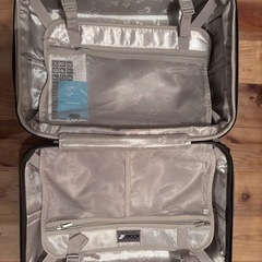 【4/28まで】ムーミン キャリーバッグの画像