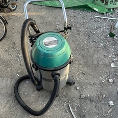 マキタ 集塵機 乾湿両用 業務用 集じん機　防音タイプ　maki...