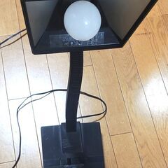 コイズミ電気スタンド