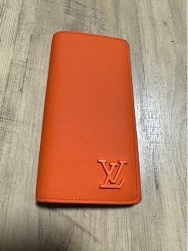 LOUIS VUITTON 長財布
