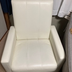 収納付き折りたたみソファー(4／24引取希望)