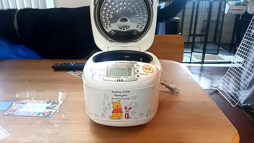 象印　IH炊飯ジャー　プーさんモデル