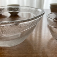 素麺鉢とお茶碗、湯呑み、小鉢、小皿の画像