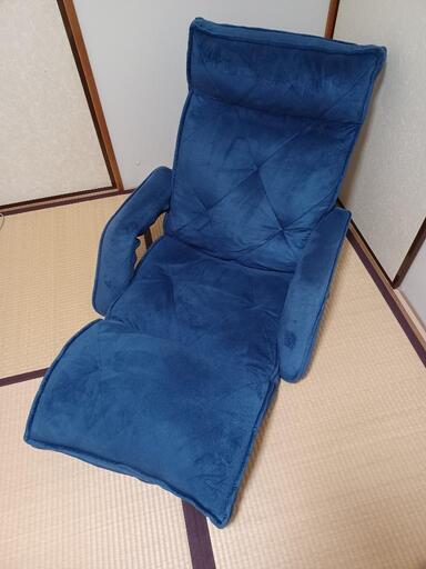 【受渡決定済】座椅子 一人用 肘置付 大きめ