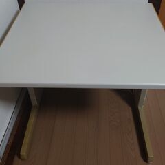 【直接引き取りでお願いします！】オフィス家具　スチールデスク（2台）、引き出し、棚、椅子（2脚）の画像