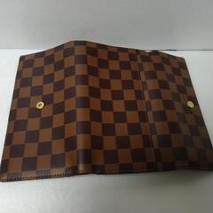 【 ★ きれいな 財布 ★ 】新品、未使用品。財布。ブランドものでは、ありませんので。の画像