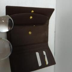 【 ★ きれいな 財布 ★ 】新品、未使用品。財布。ブランドものでは、ありませんので。の画像