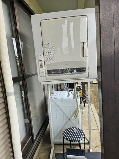 HITACHI乾燥機