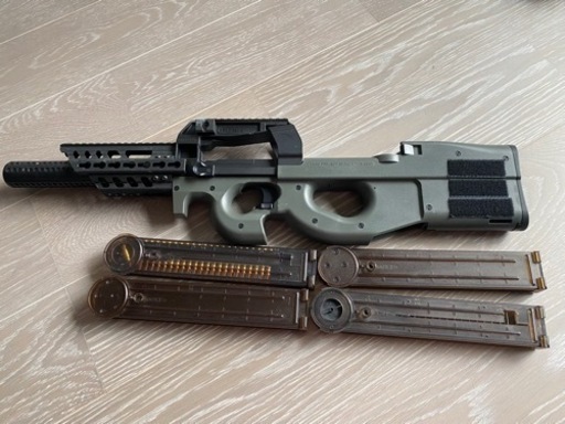 P90電動ガン マガジン付き 購入