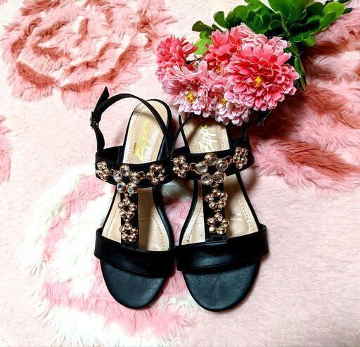 黒♡超！ゴージャス♡キラキラ♡ビジュー♡履きやすい♡サンダル♡23.5センチ