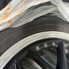 車のパーツ タイヤ、ホイール