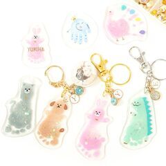 わが子の手形足型でつくるキーホルダー