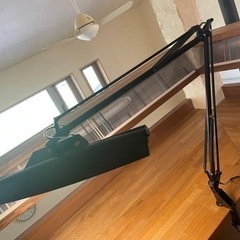 【再出品】デスクライト