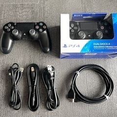 【取引中】【中古】PS4+ソフト(FF15,MHW)の画像