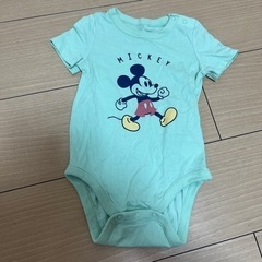 GAPベビー　ミッキーロンパース