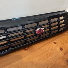 ラパンフロントグリル　中古美品