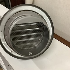 ステンレス製　丸型フード付ガラリ　　リサイクルショップ宮崎屋　佐土原店　25.6.21Fの画像