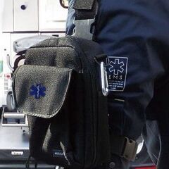 新品未使用　EMS レッグバッグ RESCUE SQUAD ストラップ付 救急救命士専用の画像
