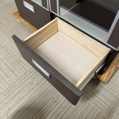 【超美品‼️】ニトリ 80cm幅キャビネット コレクションボード 本棚 書棚 多目的棚 ケース 引き出し収納付き 木目調ダークブラウン♪の画像