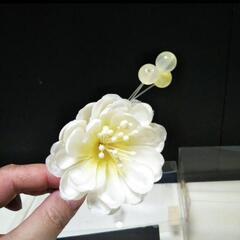 ヘアピン 髪飾り 花飾り 2点セット ① の画像
