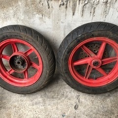 ライブディオＺＸ　希少　赤ホイール・タイヤセットの画像