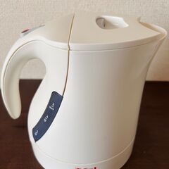 【受け渡し予定者決定】 【5/5まで】T-fal 電気ケトル(JUSTINEホワイト BF502023)の画像