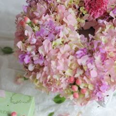 季節の生花レッスン【紫陽花リース＆紫陽花花守り】の画像