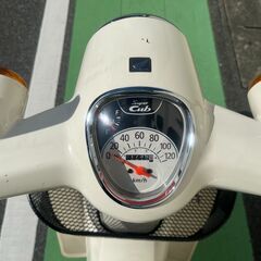 ホンダ　　スーパーカブ110　JA44（前期）です。の画像