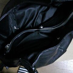 皮のバッグの画像