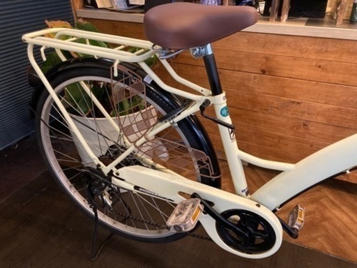 【後輪タイヤ・後輪チューブ新品！】 LEDオートライト　6段変速　26インチ自転車　クリーム