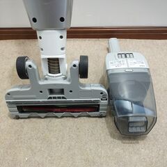 🍎アクア コードレス スティッククリーナーの画像