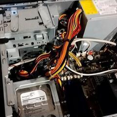 【受渡先仮確定】パソコン デスクトップパソコンの画像