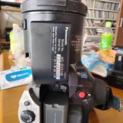 プロ仕様ビデオカメラ　パナソニック　【引き取りに来て下さる方限定】の画像